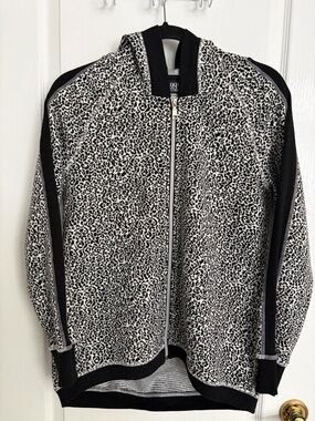 Onque Casuals Black and White Leopard-Print Zip Jacket